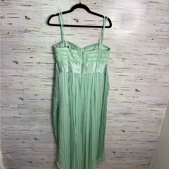 BCBGMAXAZARIA Alicia dress opaline green high low pleated size 10 NWT - Picture 8 of 8